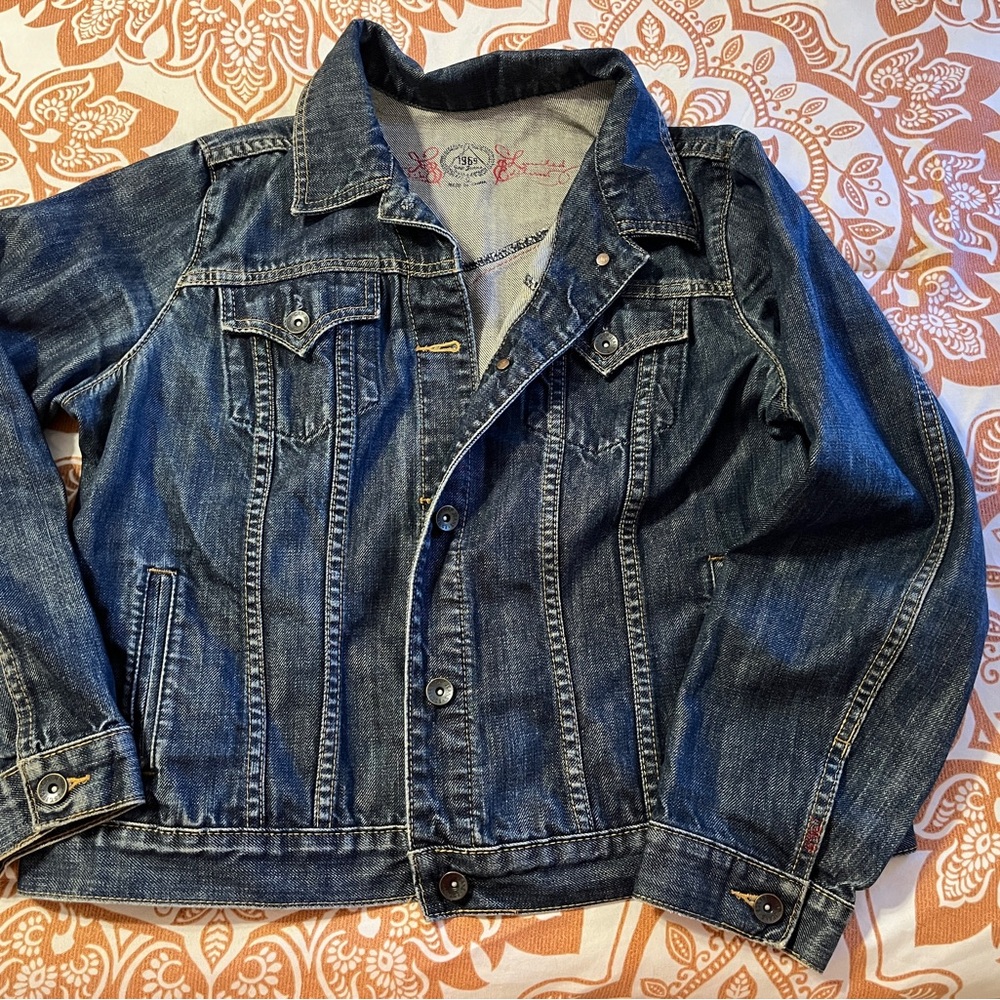 Gap Limited Edition Jean jacket size XL. Great condition